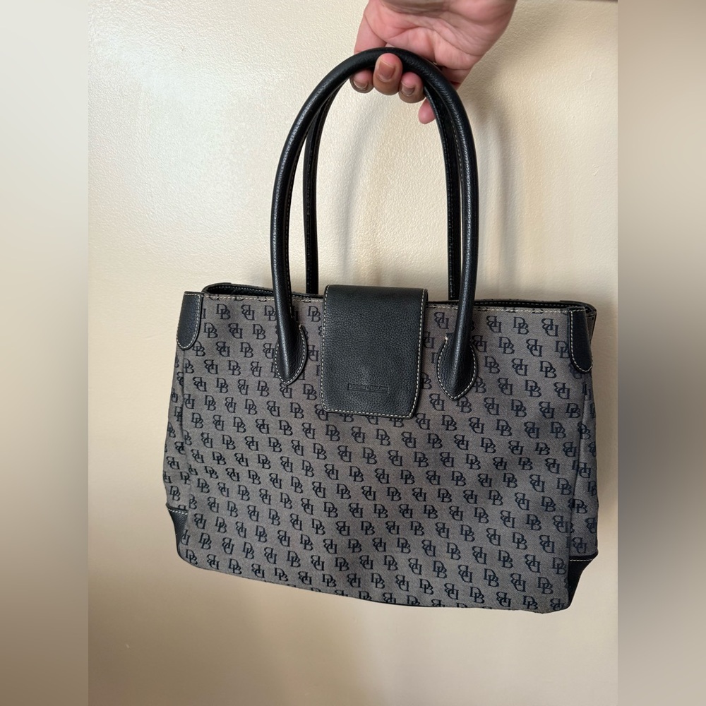 Dooney & Bourke Chamois Medium Satchel Tote Purse Crossbody 13x10” 6” Drop Black